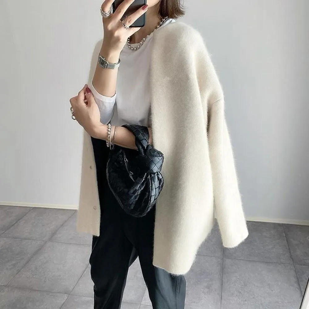 Anna - Sophisticated Cardigan