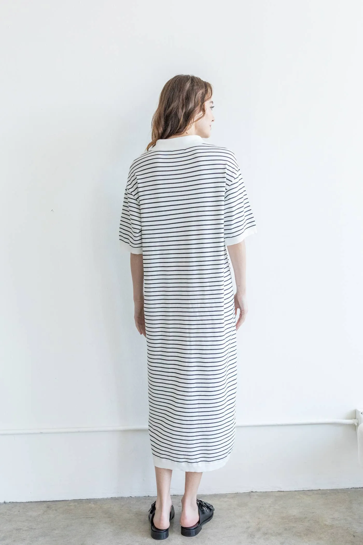 BUTTON DOWN SIMPLICITY DRESS