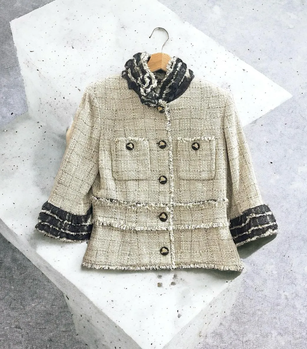 Chanel - Veste en Tweed T.40