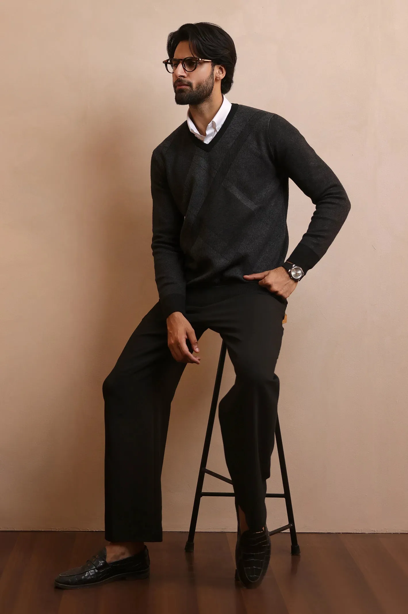 Men V-neck Black Sleeves Sweater
