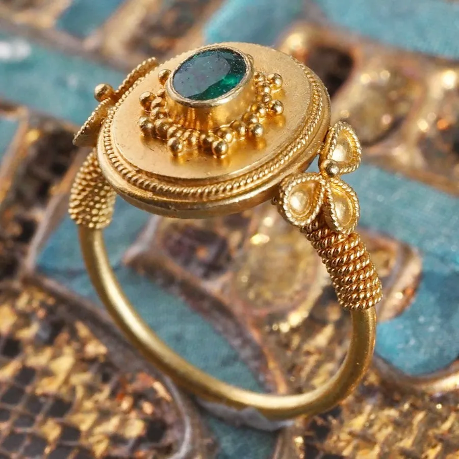 Vintage Greek Ancient Style 22k Gold Emerald Ring