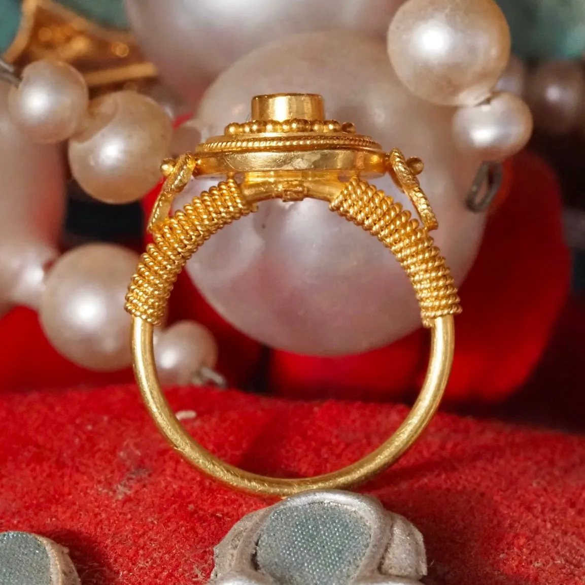 Vintage Greek Ancient Style 22k Gold Emerald Ring