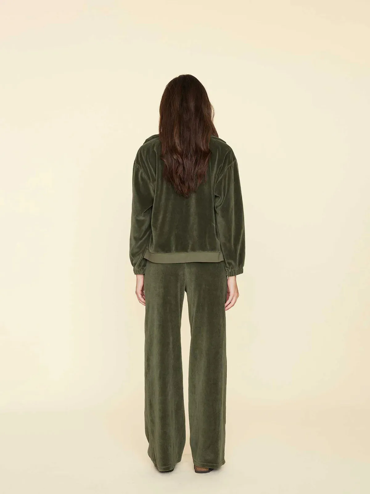 XIRENA-Mavis Velour Sweatpant Olivine