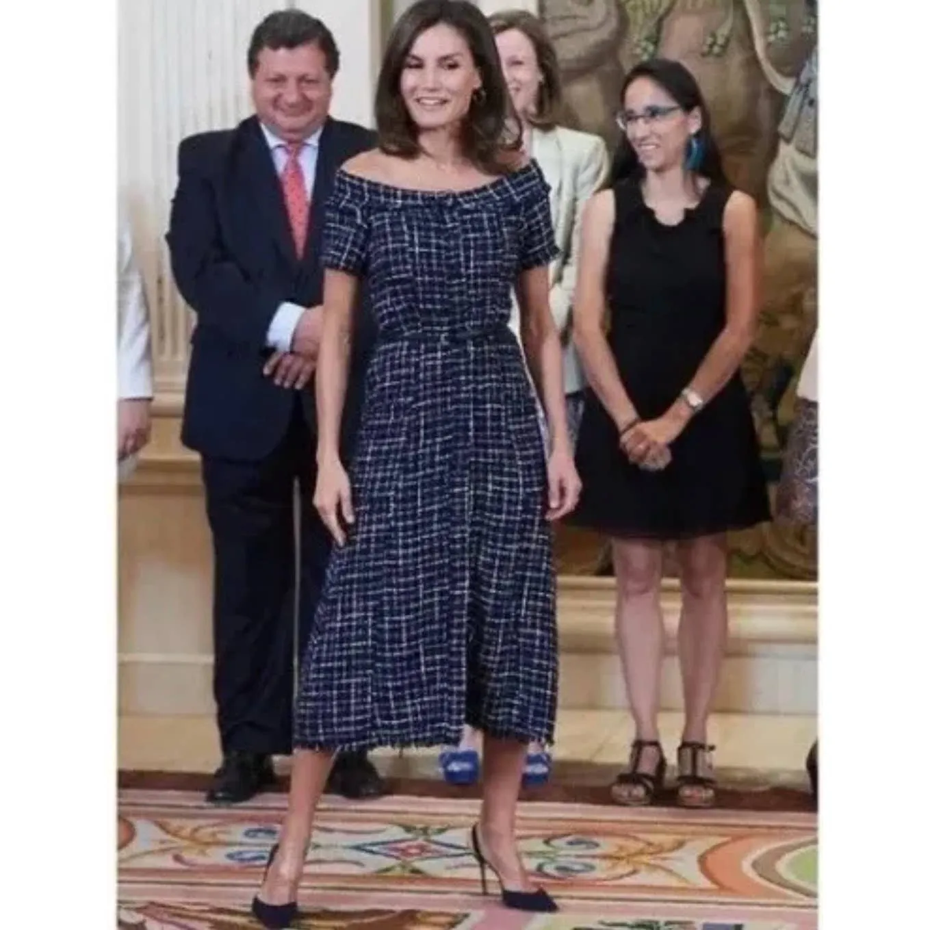 Zara Tweed Midi Dress ASO Queen Letizia Spain Blogger Favorite XL New